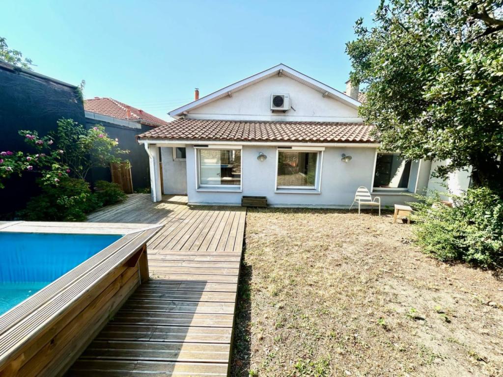 Charmante maison en pierre avec joli jardin Le Bouscat Garenne Carnot 