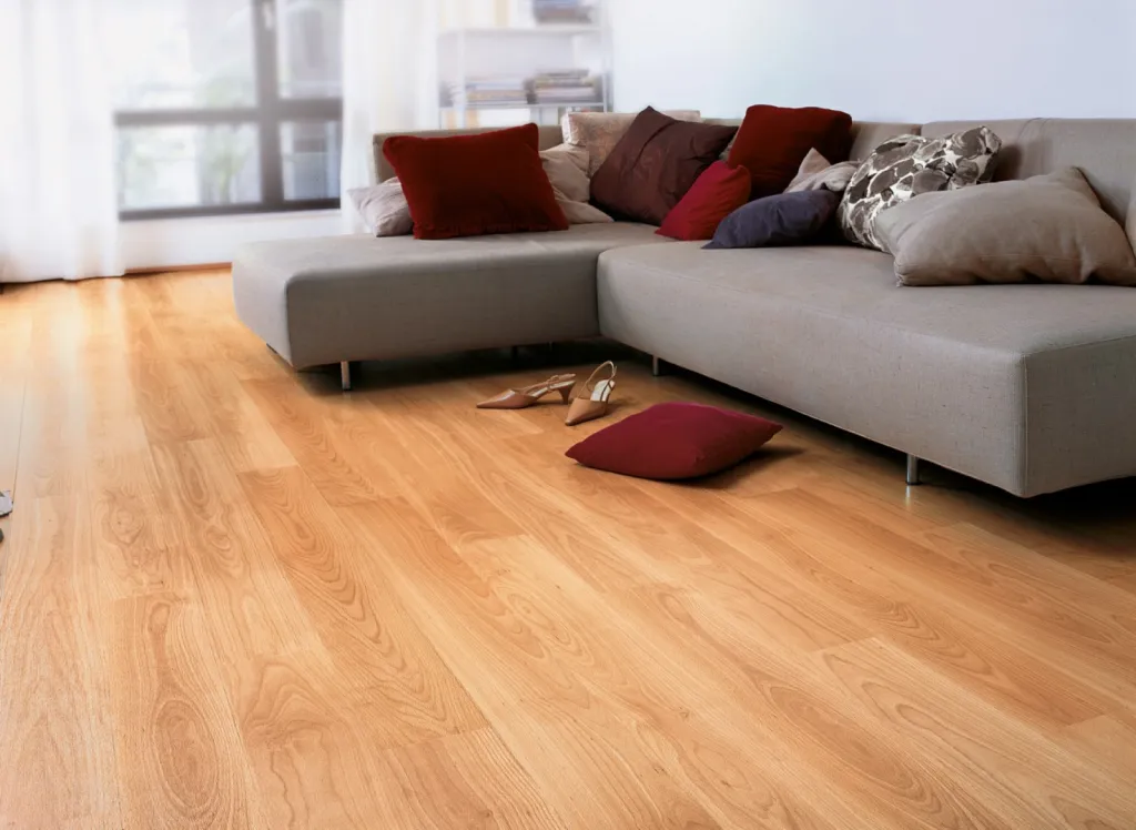 stratifié QUICKSTEP U866 hêtre verni