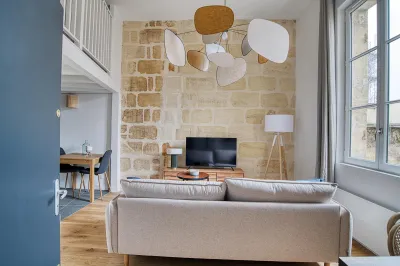 Rénovation intérieure complète pour ce T1 bis de 21m², rue des Menuts à Bordeaux