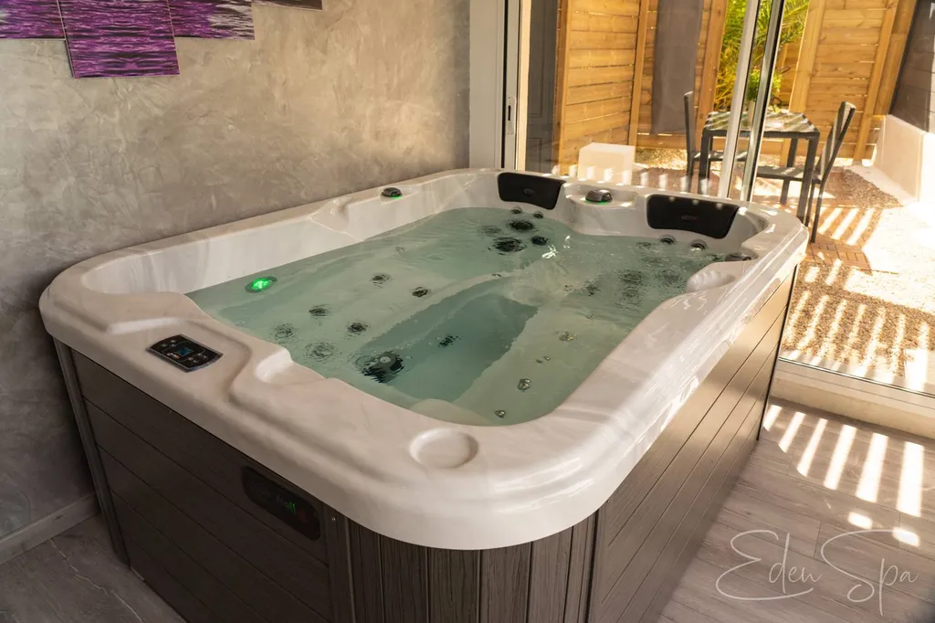 jacuzzi chambre d'hôte location marseille
