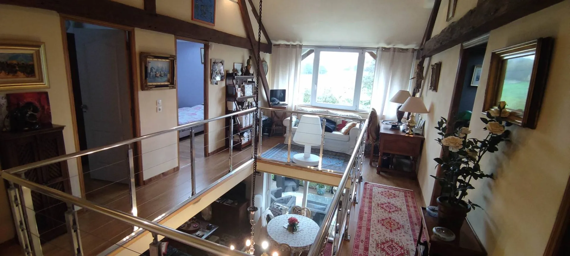 Achat maison atypique de 276 m² habitables, idéalement située à 5 minutes d'Orbec 14290, 15 minutes de Lisieux 14100 et de sa gare SNCF, et à 45 minutes des plages normandes.