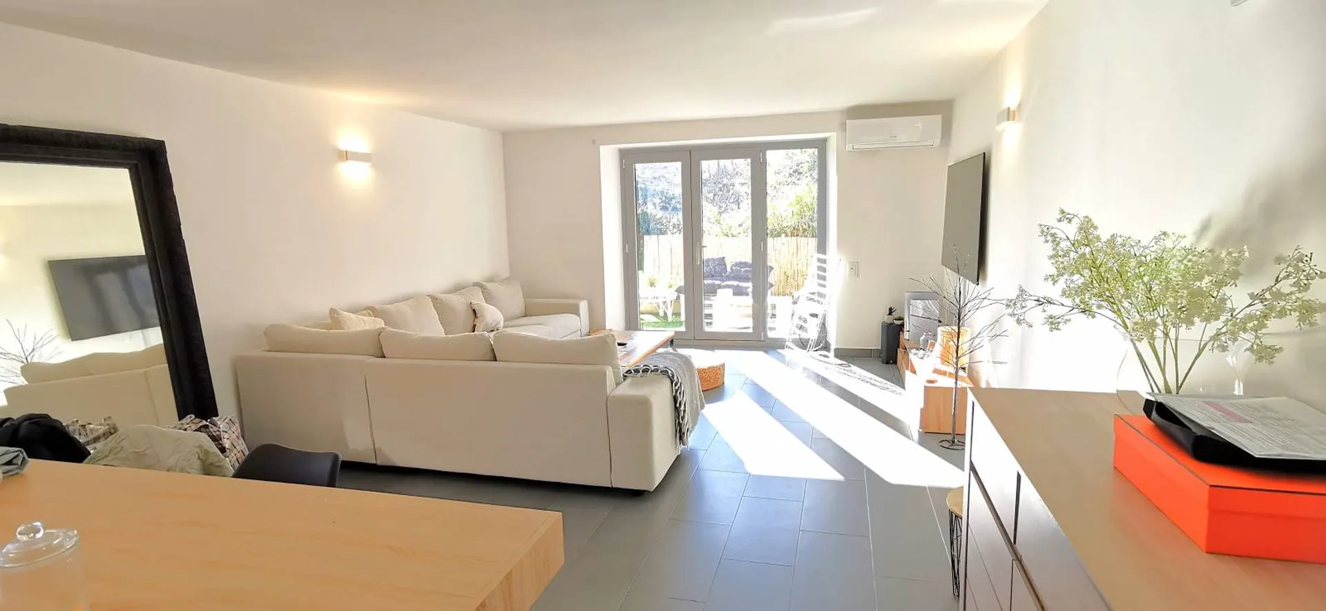 Cassis corps de bastide à l'achat