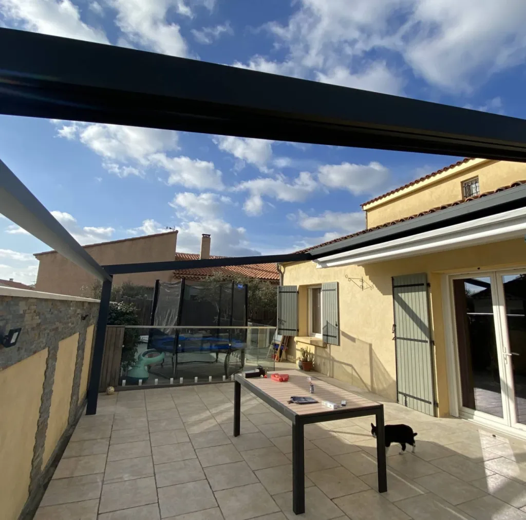 pergola à toile repliable étanche sur mesure salon de provence 