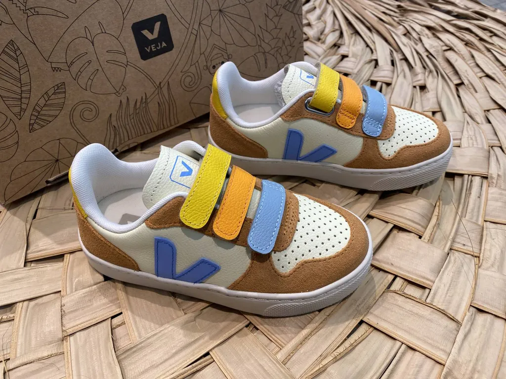 tennis Veja pour enfants près de Bordeaux