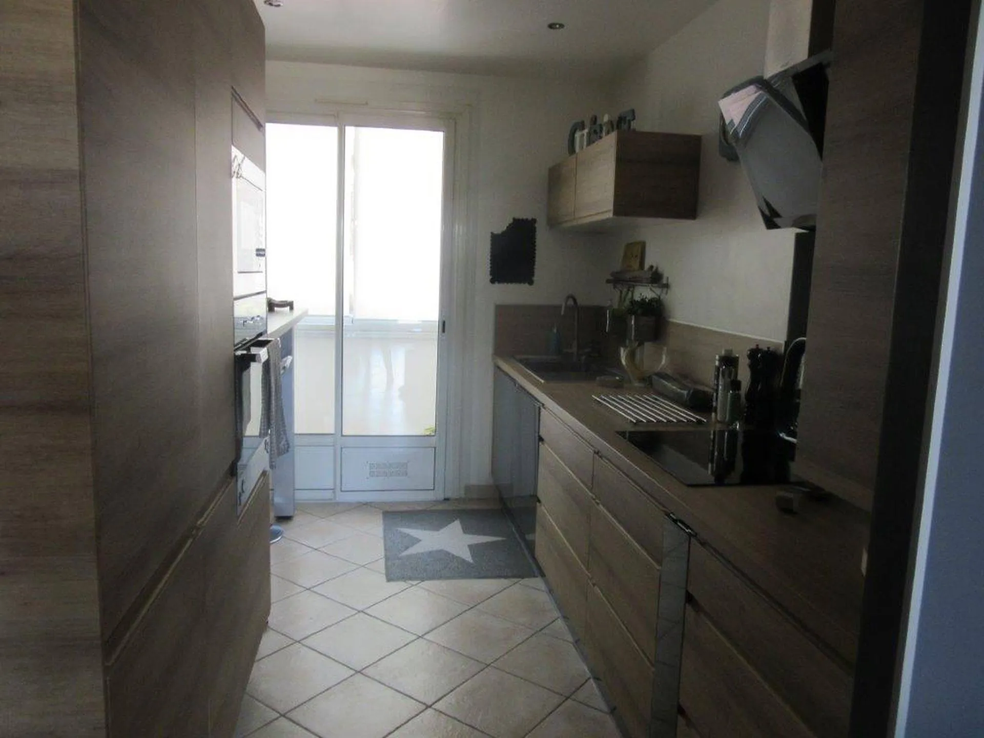 à vendre à Carnoux