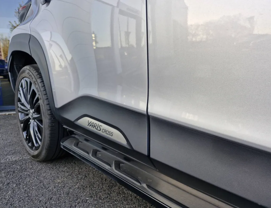 TOYOTA YARIS CROSS TRAIL 1.5 HYBRIDE 116H 2WD MARCHEPIEDS STANDARDISES OCCASION PRES DE TOULOUSE EN OCCITANIE