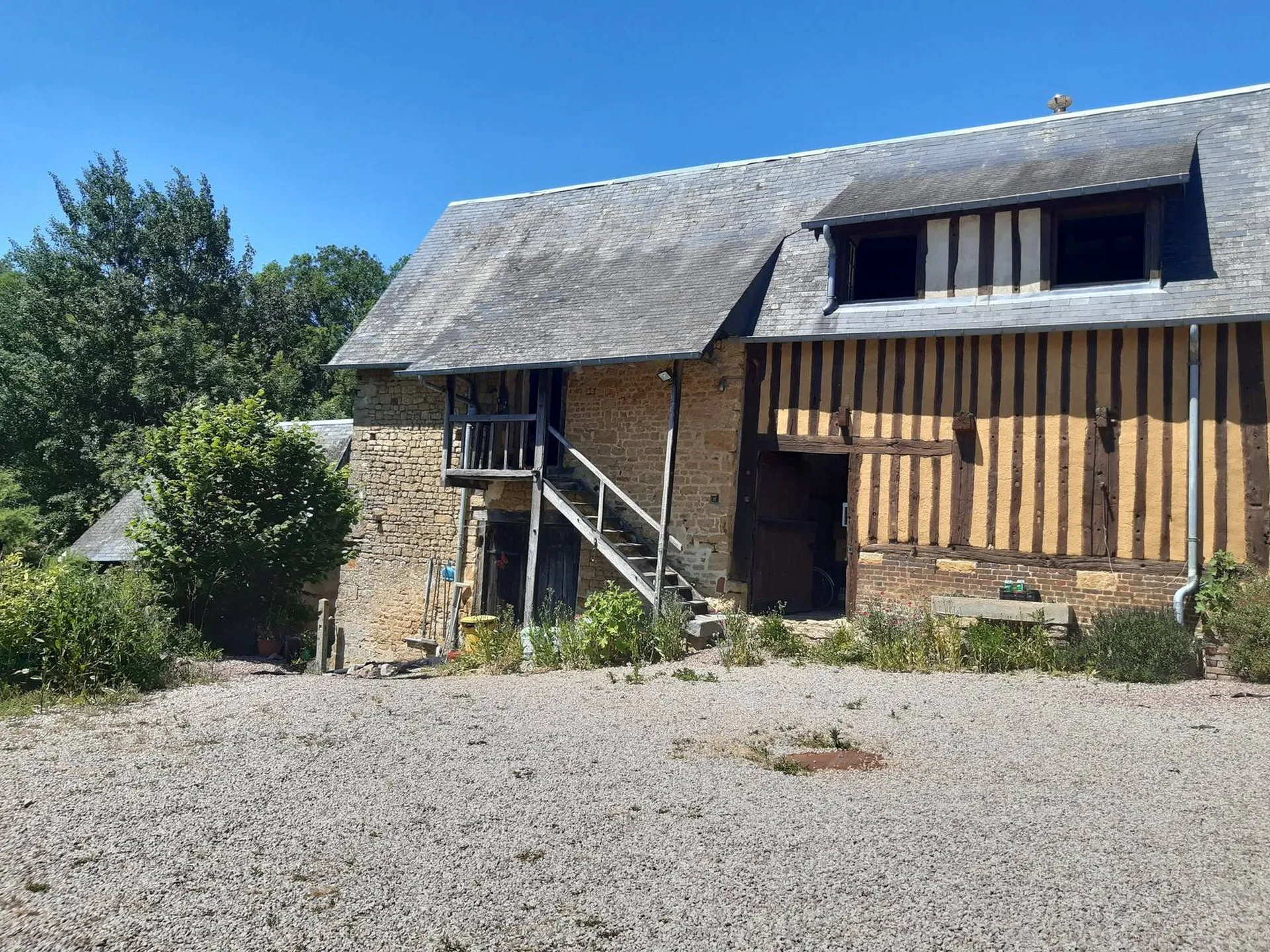 ANCIEN CORPS DE FERME, Région CAMBREMER, Calvados 14