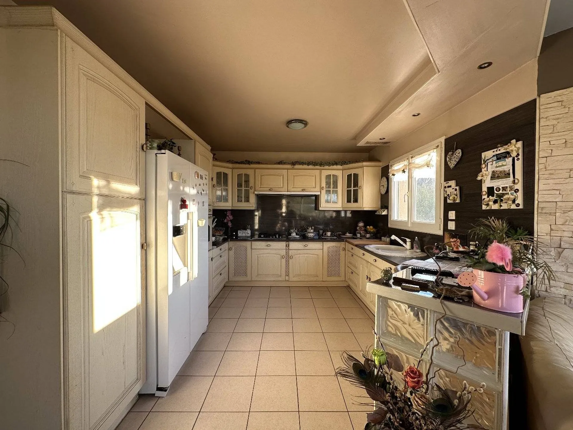 Vends villa vue mer d'une superficie de 168.18m² sur un terrain de 1000m².