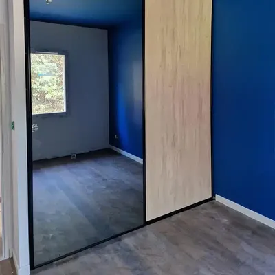 Création de placard / dressing sur mesure en Gironde : optimisation, design et finitions haut de gamme