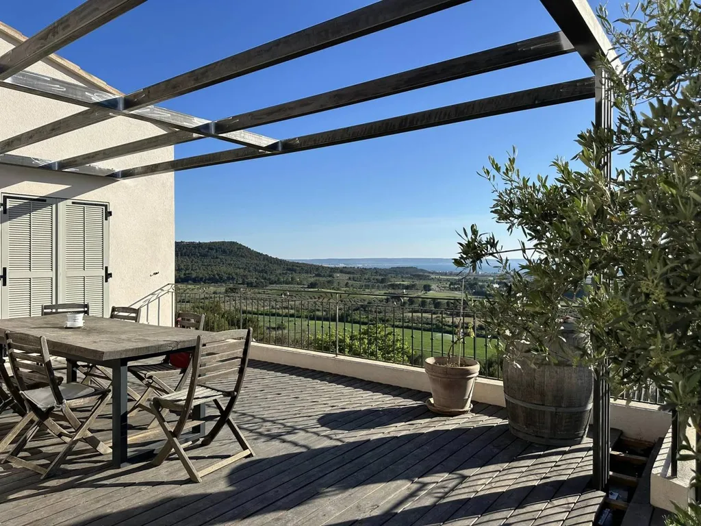 ferronnier pour fabrication pergola sur mesure en acier