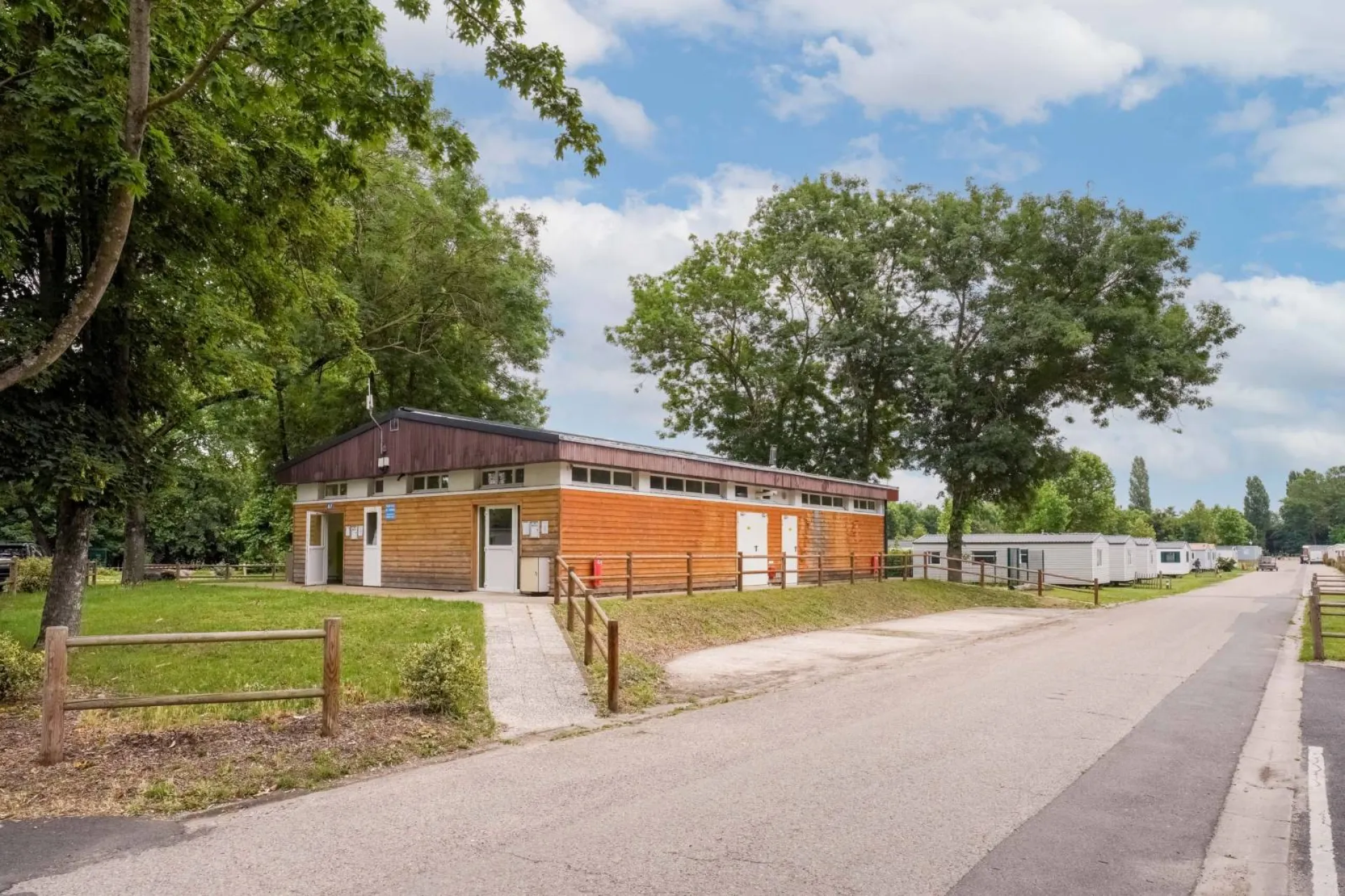 Cherche photographe professionnel pour camping dans le 77