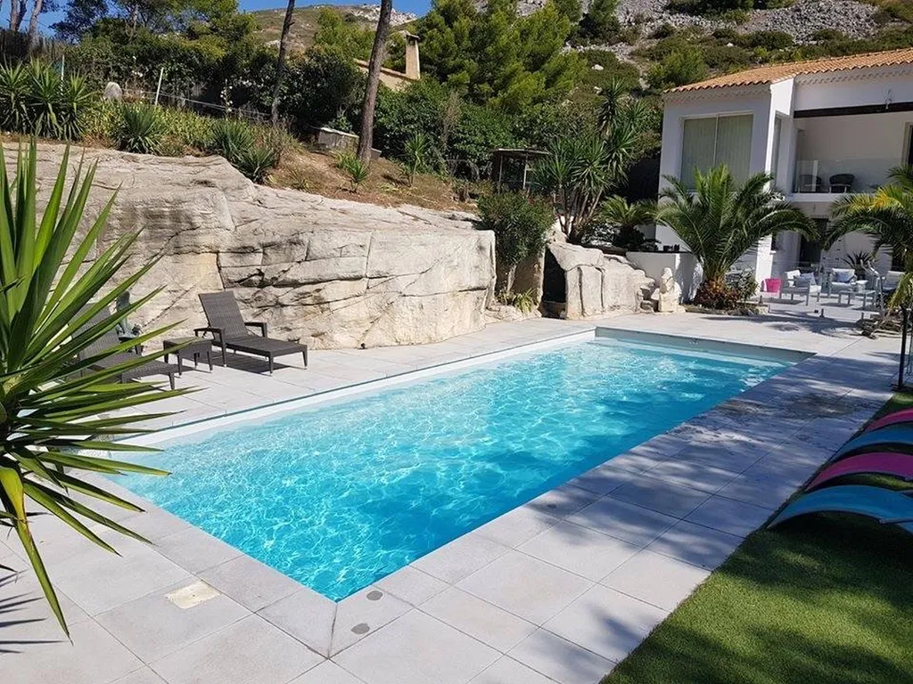vue biais sur piscine