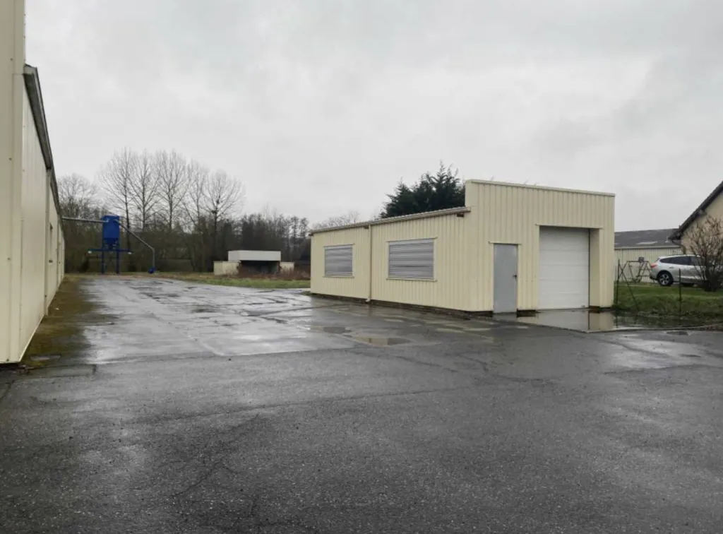 LIVAROT - Locaux d'activités de 2 400 m² divisibles à partir de 1 200 m²