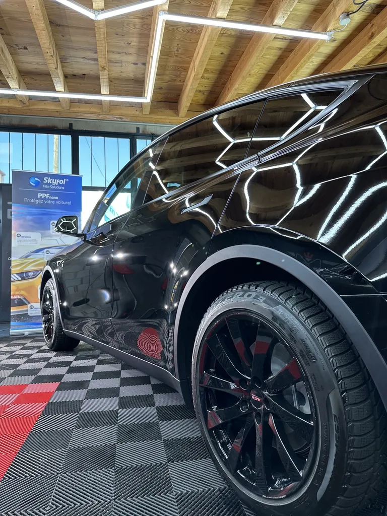 protection film plastique PPF paint protection film Lyon Tesla model Y