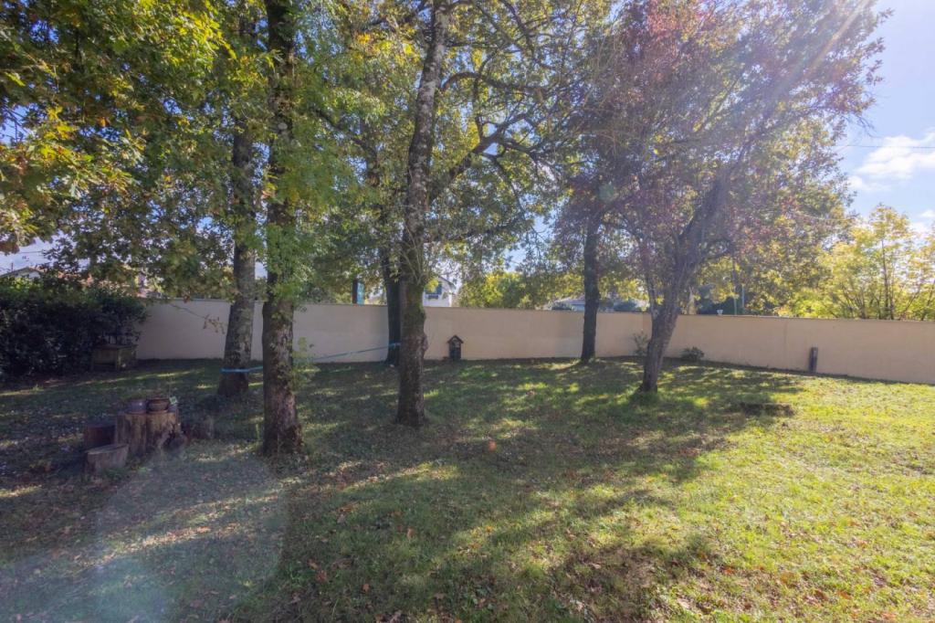Agréable maison avec grande parcelle de 1300m2 Pessac Haut-Lévêque - Cap de Bos 