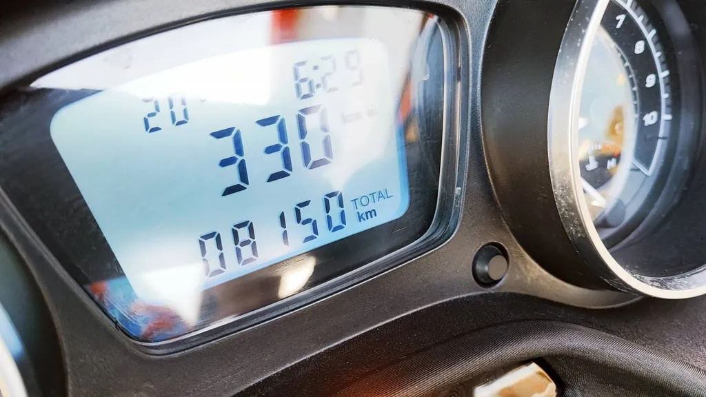 SCOOTER OCCASION PIAGGIO MP3 400 HPE SPORT du 02/2022 avec 8200 km.
