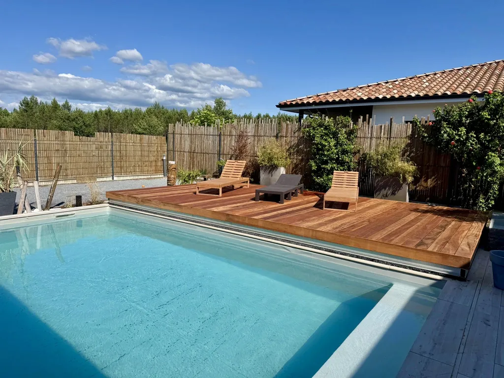 Reprise complète d’un Rolling Deck avec terrasse en Muiracatiara à Mios, Bassin d’Arcachon