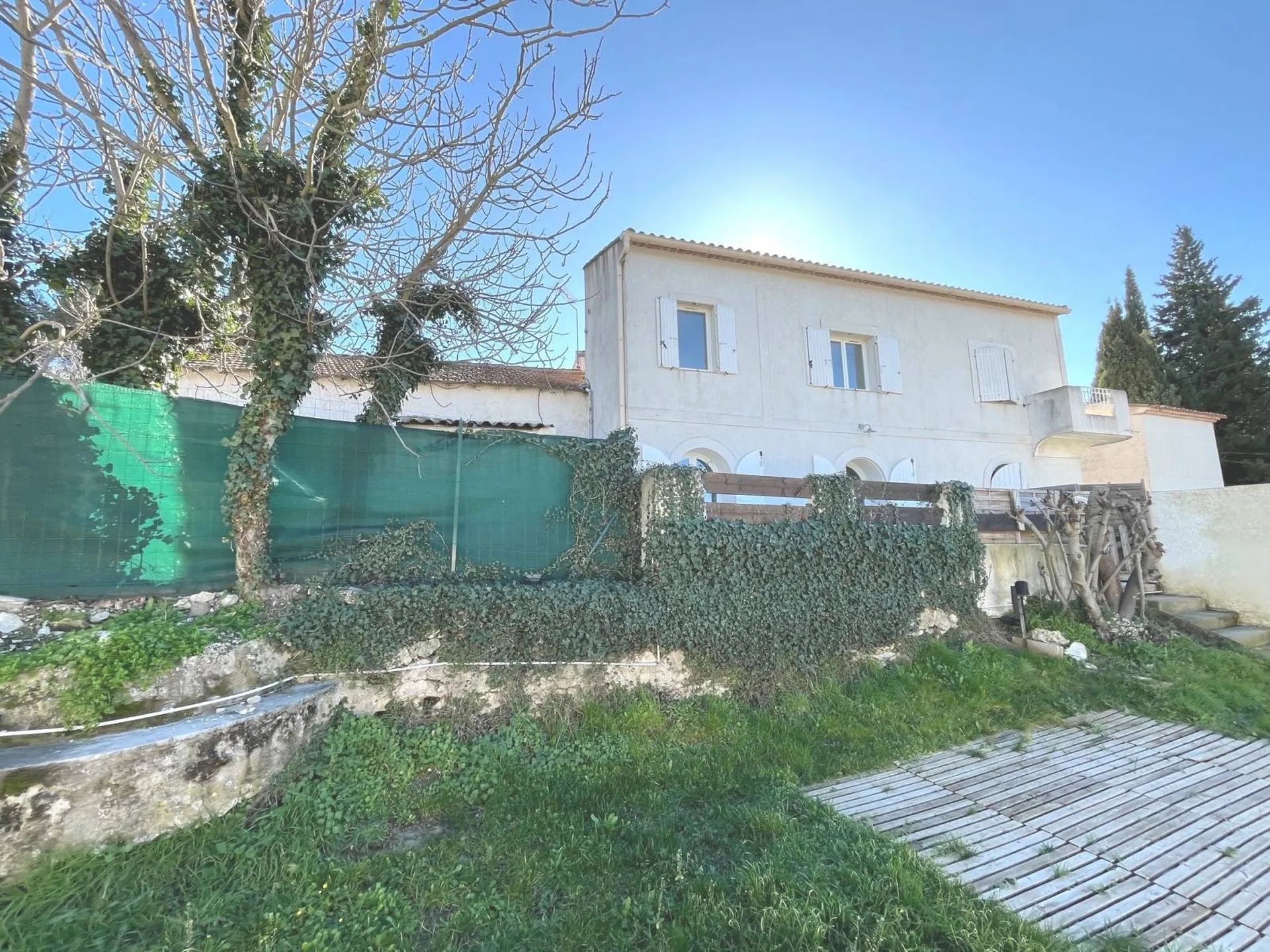 APPARTEMENT EN VENTE ROQUEFORT LA BEDOULE JARDIN