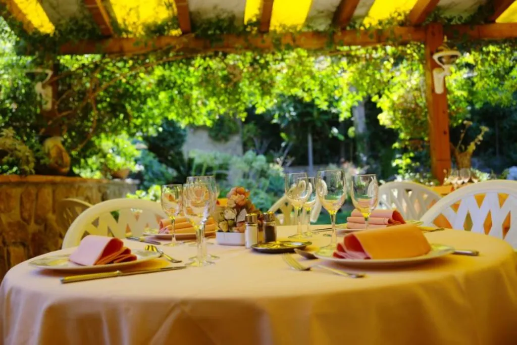Restaurant et hôtel méditerranéen au Pradet dans le Var (83) La Chanterelle