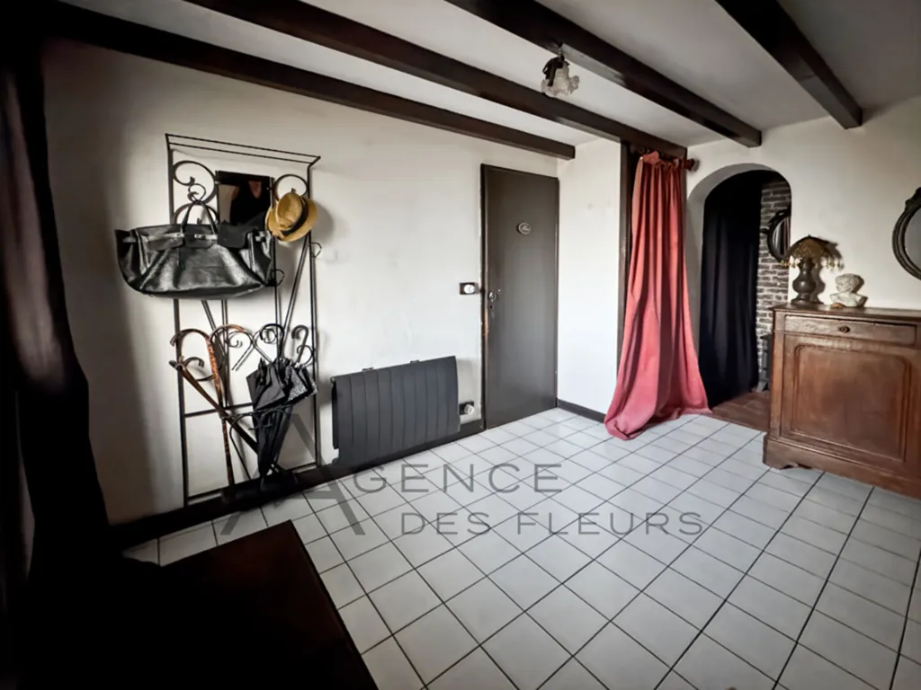 À vendre, joli pavillon de 1985 de 110 m² sur un terrain de 282 m² situé à Saint-Pierre-les-Elbeuf