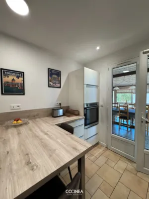 Conception et installation d’une cuisine HÄCKER avec accessoires MSA et sanitaire BLANCO à Portet-sur-Garonne