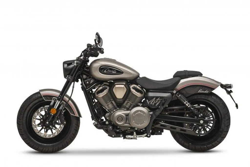 MOTO NEUVE BENDA CHINCHILLA 500 LA SEYNE SUR MER