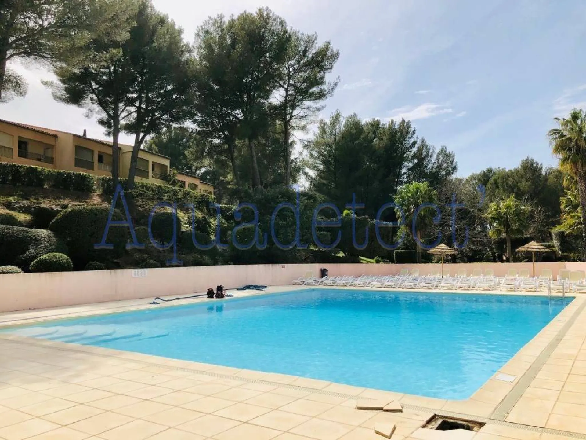 Recherche de fuite piscine dans une copropriété à BANDOL près de TOULON