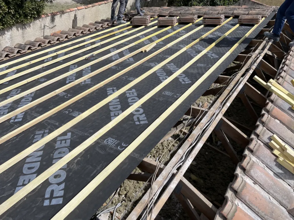 Rénovation d’une toiture de maison avec isolation sur Saint Victoret près de Martigues