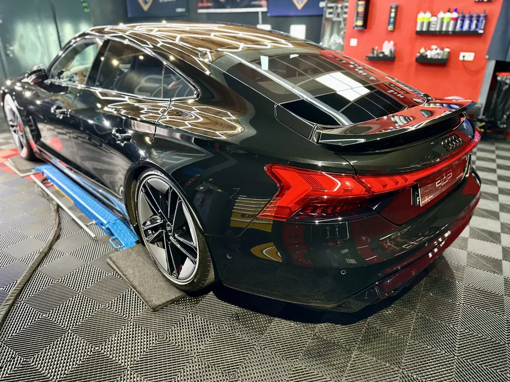 Detailing Lyon spécialiste du traitement céramique et de la protection carrosserie Audi e-tron GT