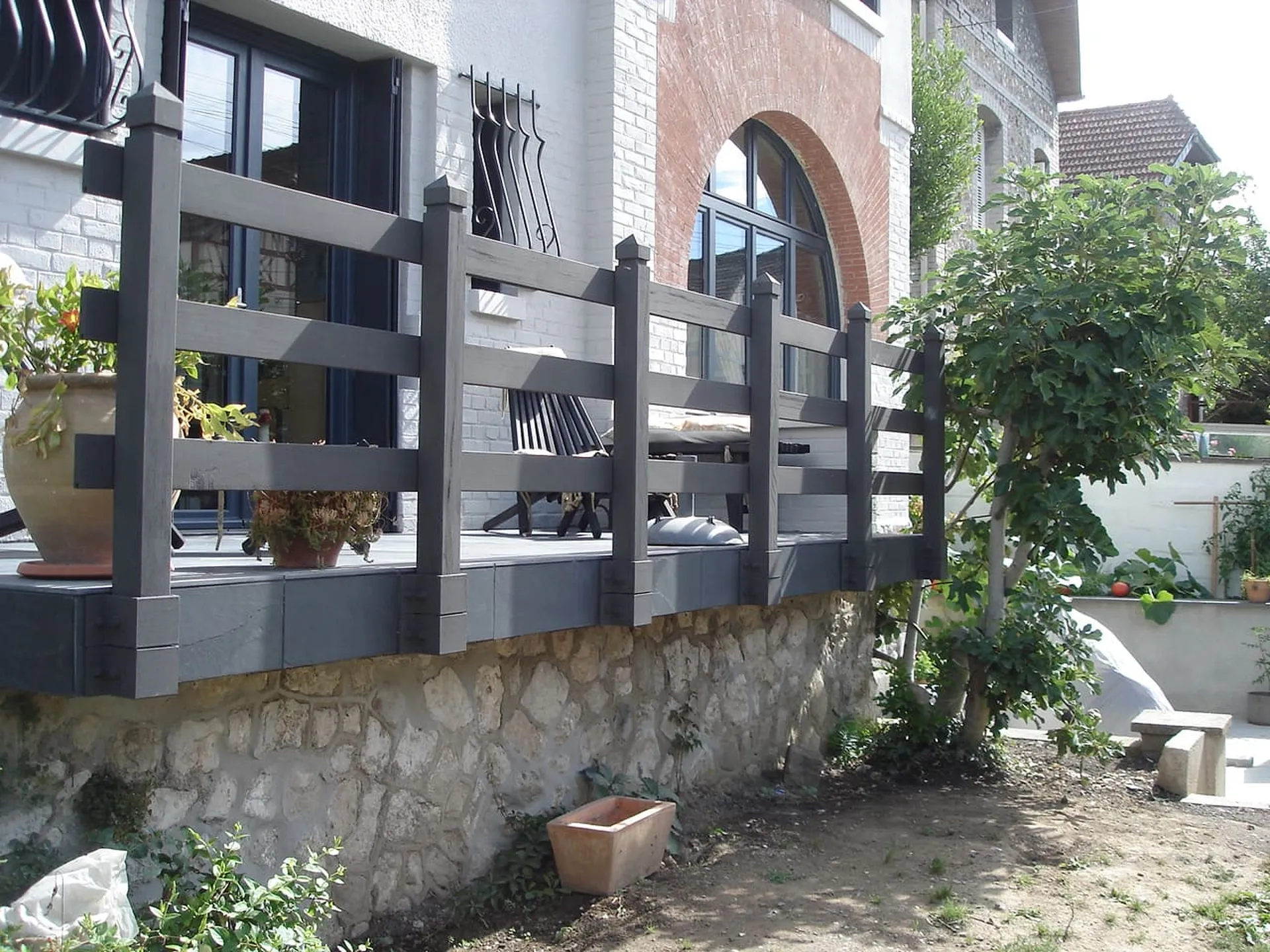 Installation de Garde corps en aluminium thermolaqué, Balustrades de sécurité et Aménagements de terrasses à Épaignes dans l'Eure 27 et ses communes proches du Lieuvin