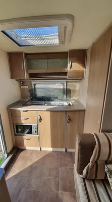 BURSTNER Averso 470TS (VENDUE) - Lit Central & Grand Frigo - Occasion Qualité MIDI 13