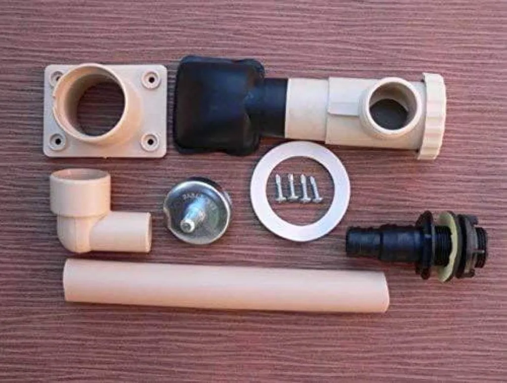 Comment installer un système de récupération des eaux de pluie sur des descentes de gouttières rectangulaires ?