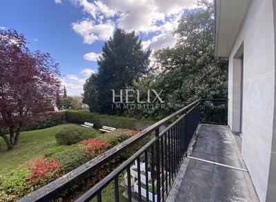 A Saint Wandrille , à 10 minutes à pied du RER A, bel appartement de 3 pièces avec balcon et hobby room, parking