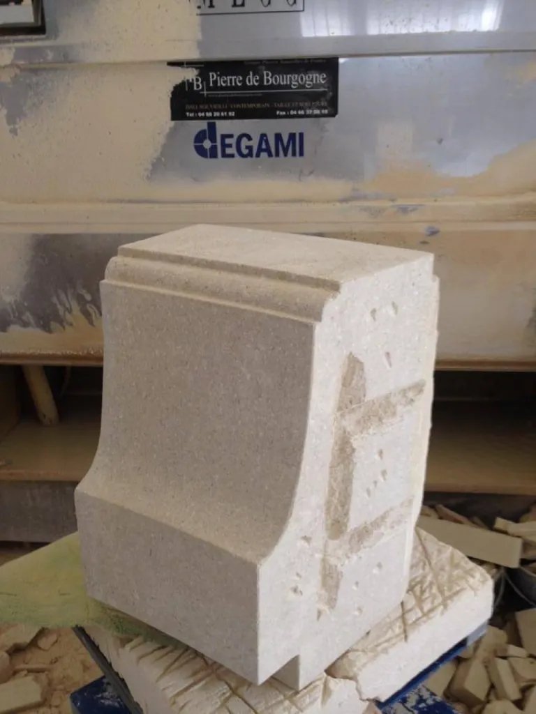 Taille de pierre à Périgueux livraison Limoges, Agen, Bordeaux