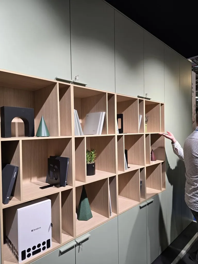 Notre zone d'activité pour ce serviceInstallation de cloisons amovibles à Avignon proche de l'Isle sur la Sorgue dans le Vaucluse : parois vitrées toute hauteur TIASO pour diviser les bureaux sans perte de luminosité naturelle pour les salariés