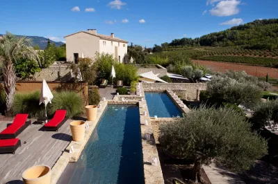 best venue for wedding in luberon