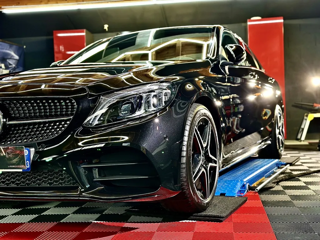DETAILING protection carrosserie traitement céramique Lyon Mercedes classe C 