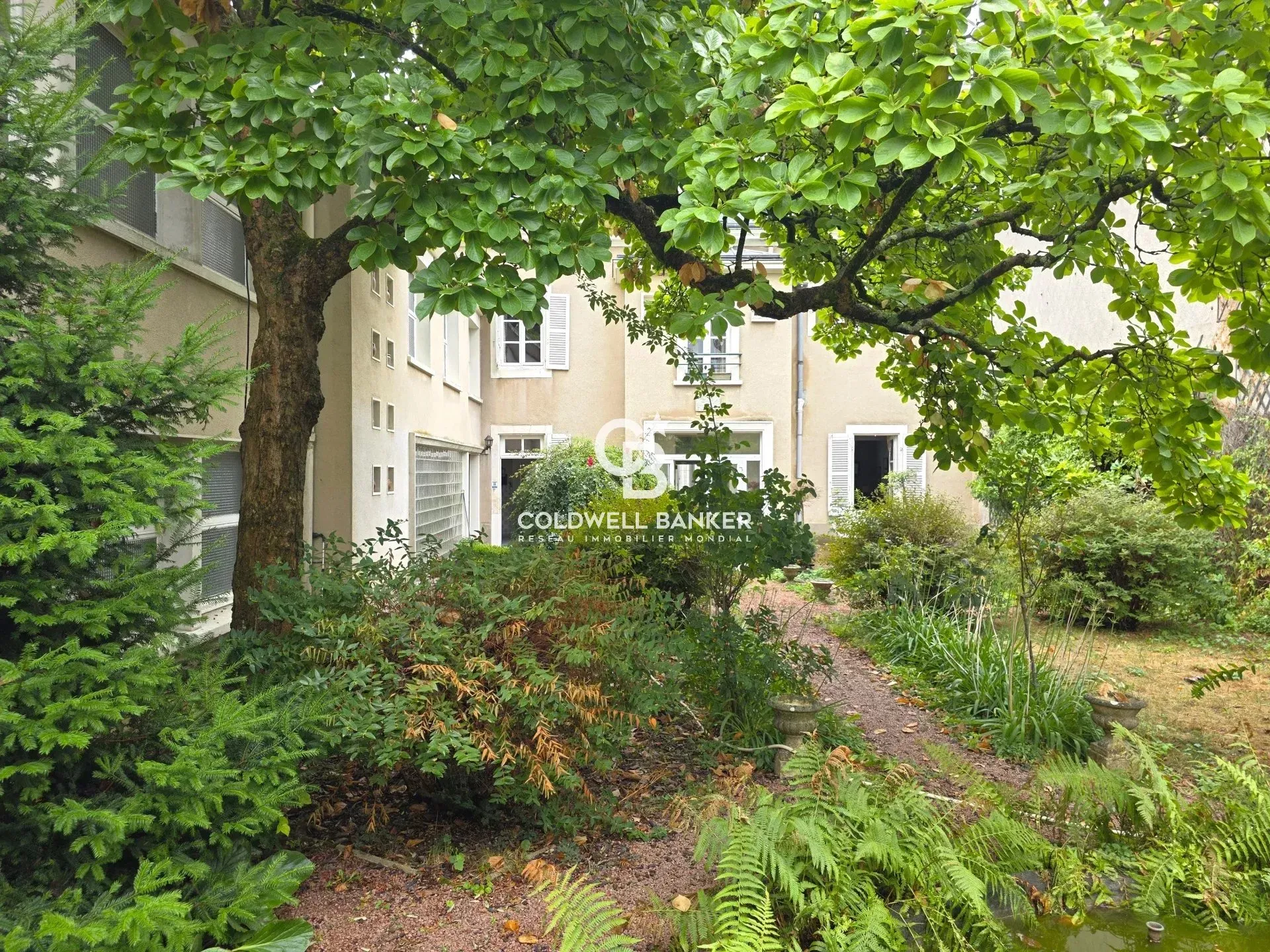 Maison 12 pièces 200 m² · à Fleury · 200 m² · 495 600 €