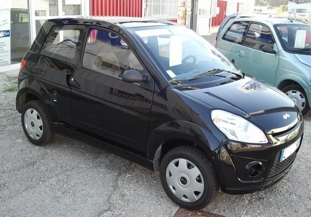 Voiture sans permis occasion Marseille Ligier IXO LINEA Année 2011