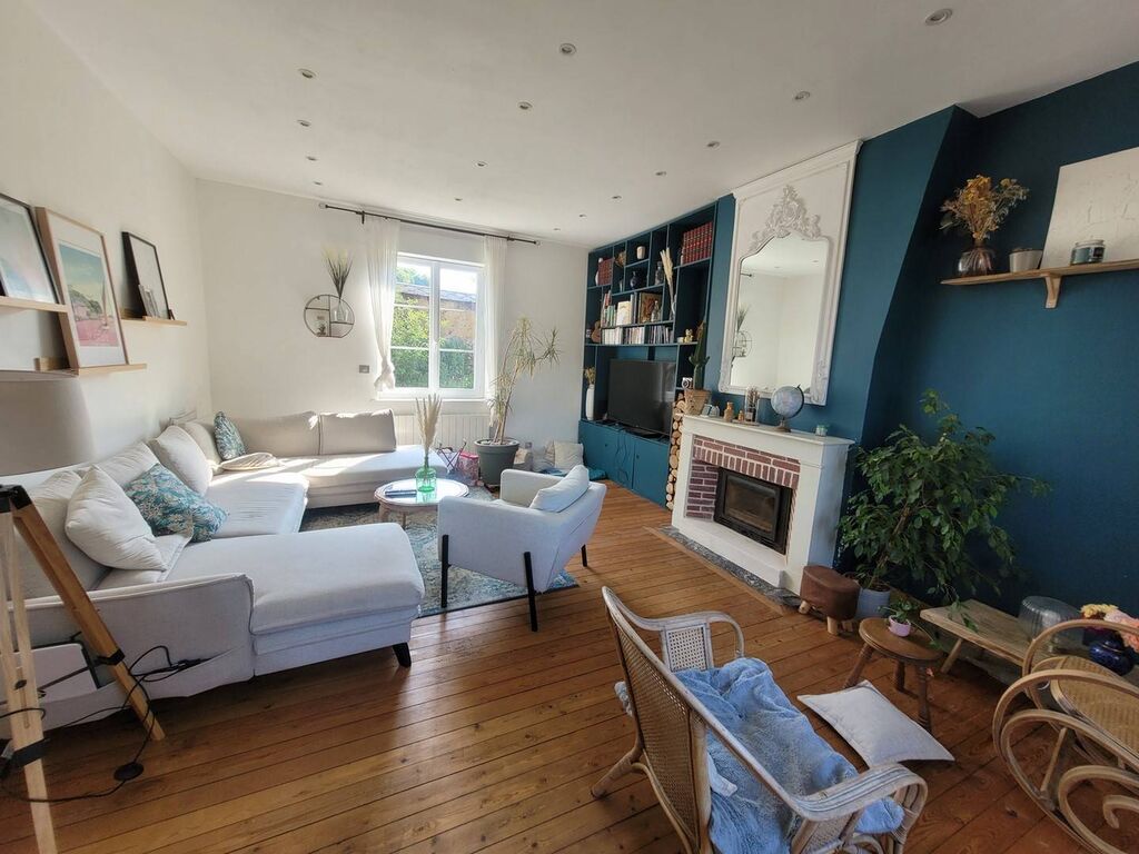 Maison de village sur 1 800 m²