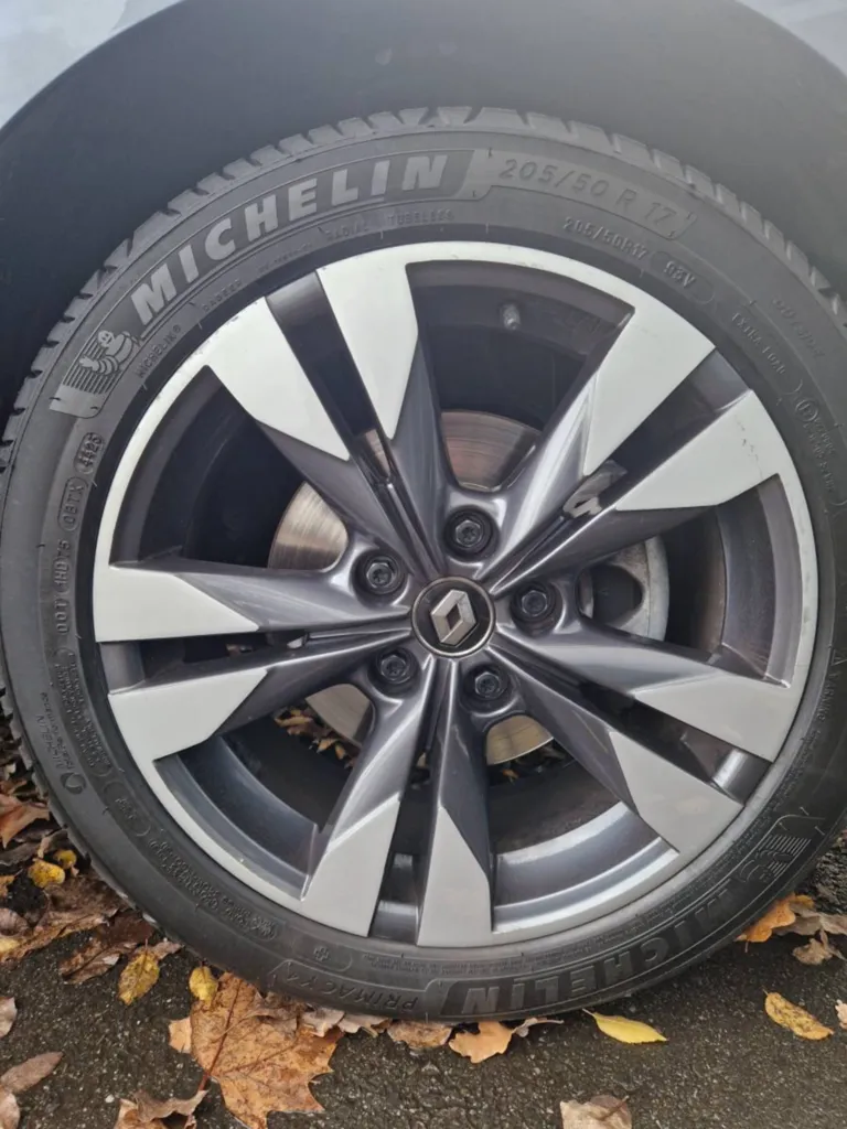 RENAULT MEGANE IV ESTATE 1.3 TCE 140 INTENS OCCASION PRES DE TOULOUSE EN OCCITANIE