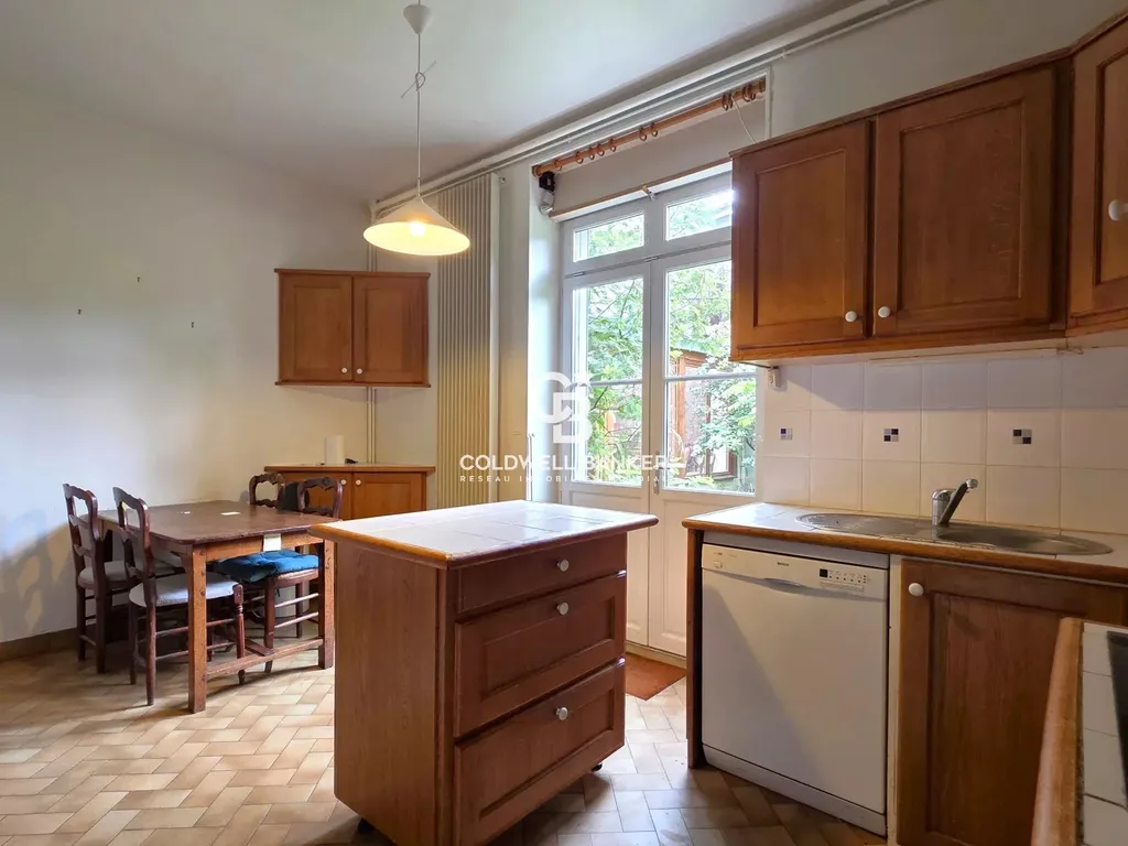 maison avec chambre de plain-pied possible et jardin à vendre au Mans