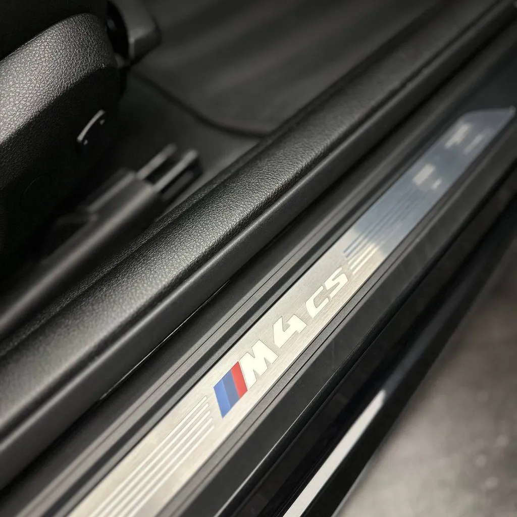 Lustrage brillance sur une BMW M4 CS à Le Mans (72)