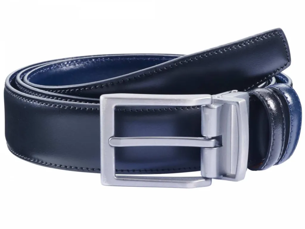   Photographe packshot maroquinerie CEINTURE EN CUIR RÉVERSIBLE BOUCLE ARDILLON  NOIR MARINE