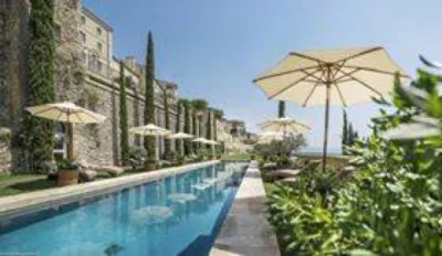 le PALACE LA BASTIDE DE GORDES