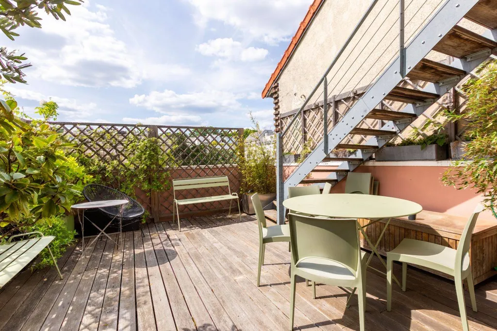 A Vendre Appartement Familial en duplex - Terrasse et Rooftop / Suresnes 92150