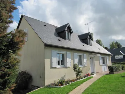 Maison traditionnelle T7 LISIEUX, proche centre-ville, Calvados 14