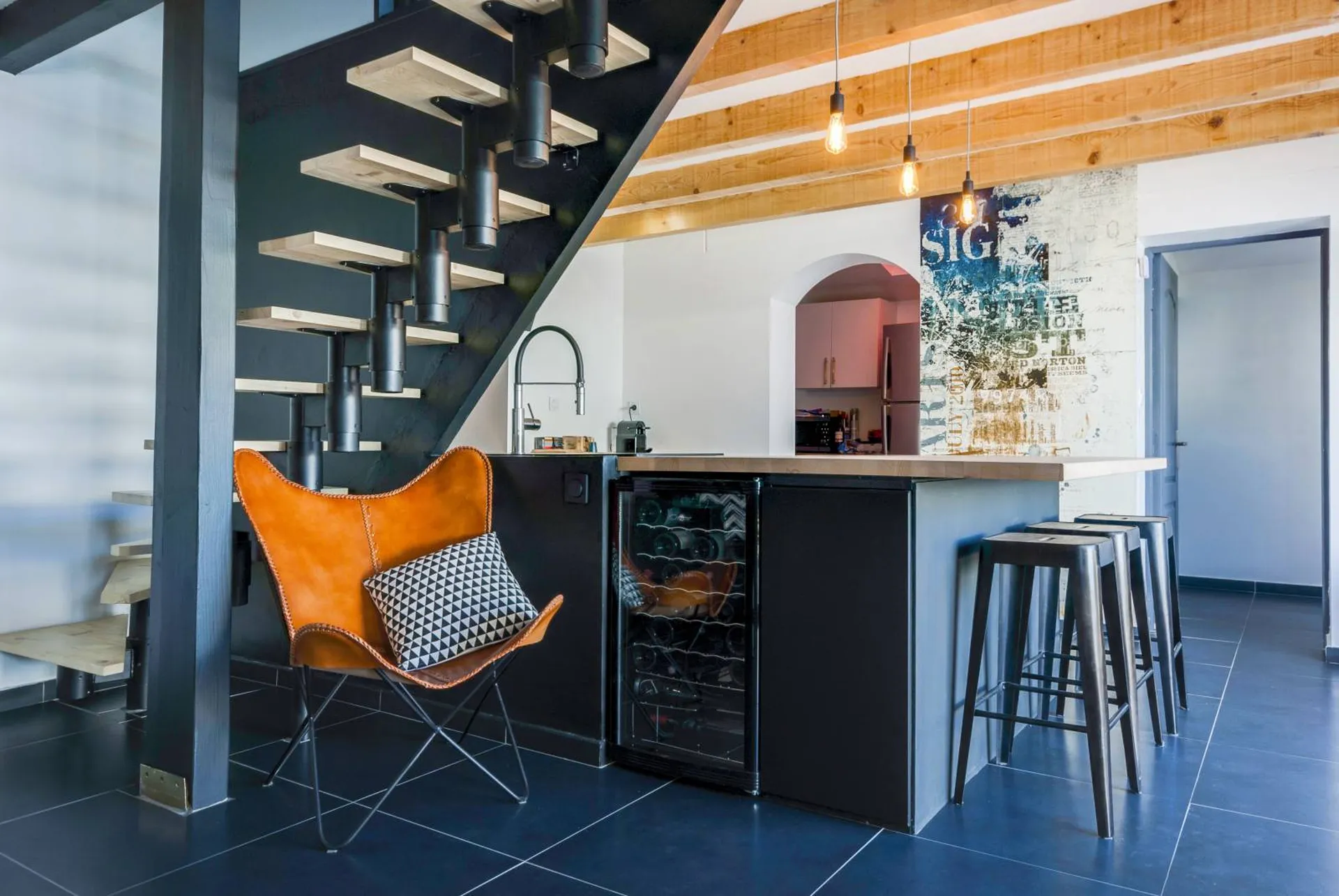 agence mrc architecte d intérieur rénovation maison atypique salon Marseille