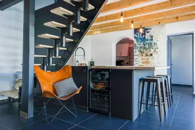 agence mrc architecte d intérieur rénovation maison atypique salon Marseille