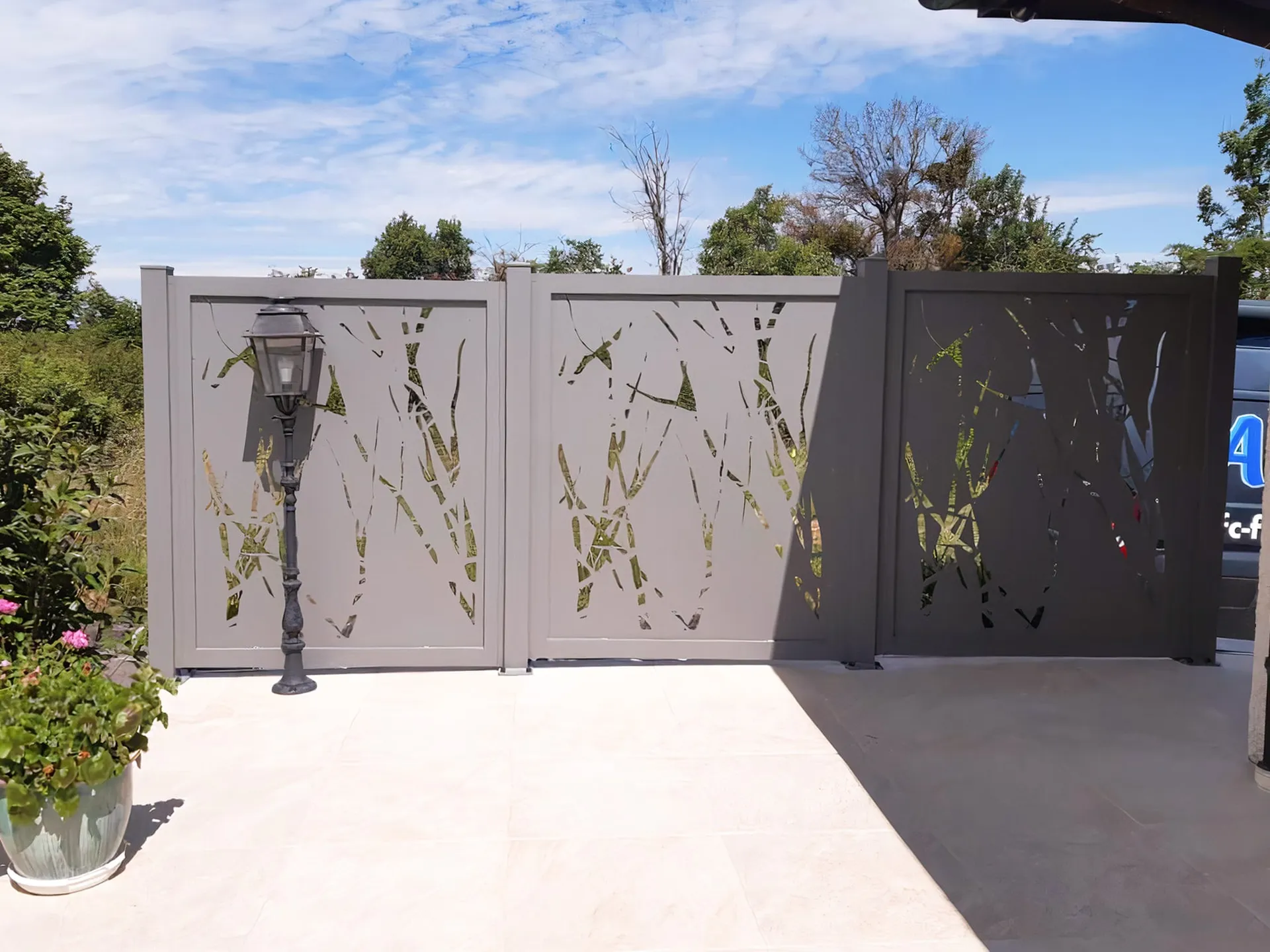 Demandez un prix pour une clôture alu design et moderne à Montbéliard ou Audincourt